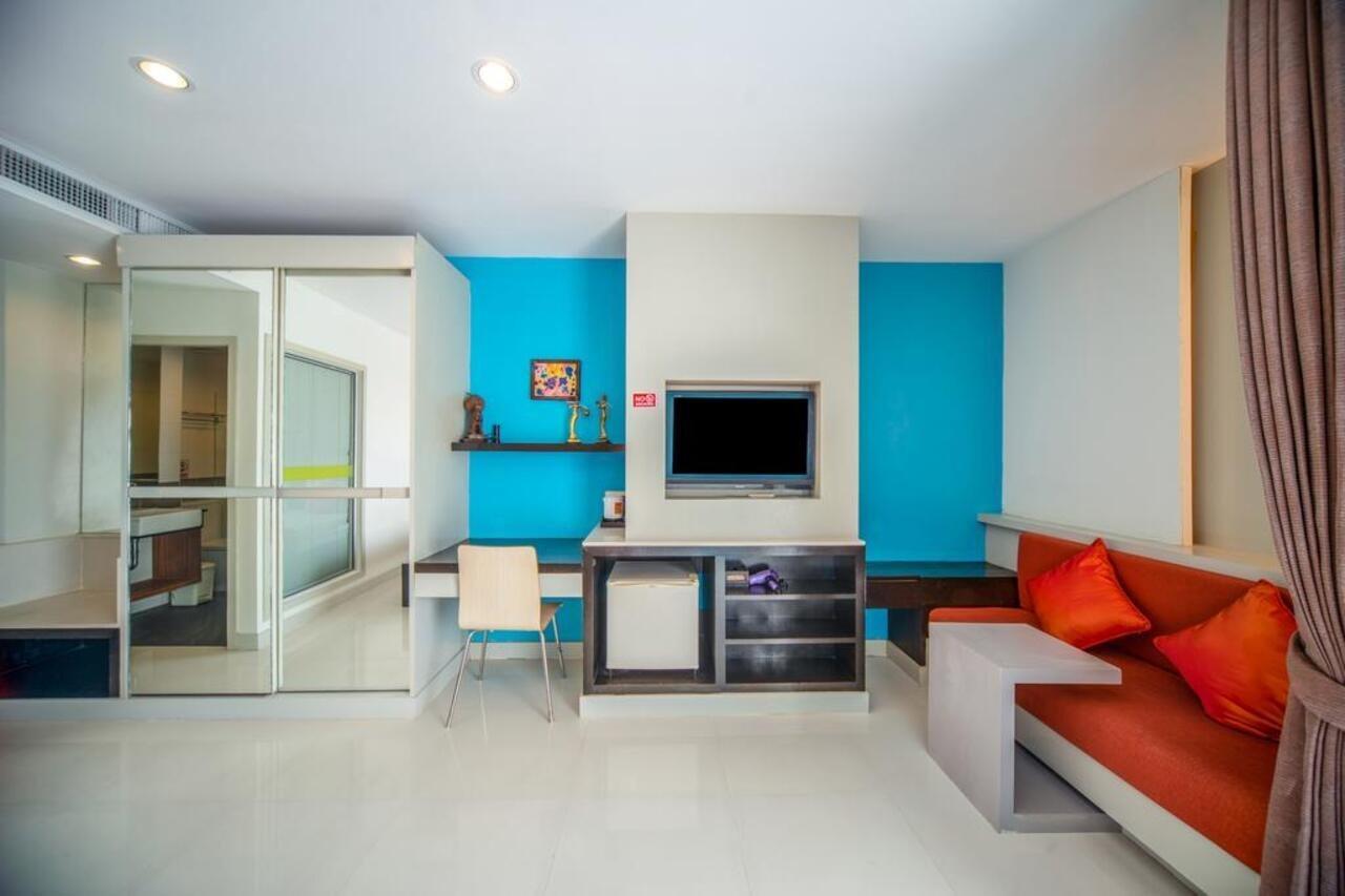 I Dee Hotel Patong Exteriör bild